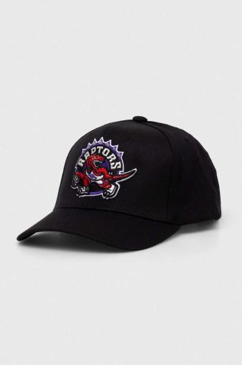 Šiltovka s prímesou vlny Mitchell&Ness NBA TORONTO RAPTORS čierna farba, s nášivkou