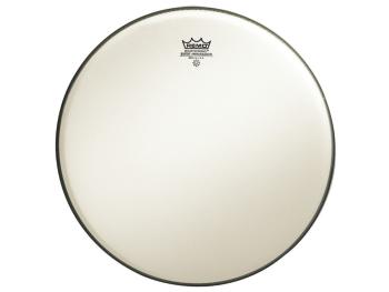 Remo 22" BR-1822-00 blana pre bicie Ambassador Suede Bas-drum