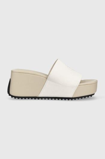 Semišové šľapky Calvin Klein Jeans WEDGE BLOCK SANDAL SU CON dámske, béžová farba, na kline, YW0YW01015