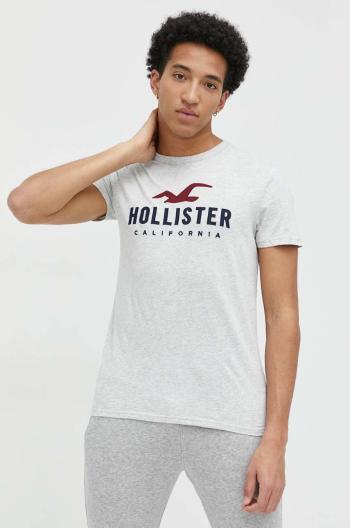 Bavlnené tričko Hollister Co. šedá farba, s nášivkou
