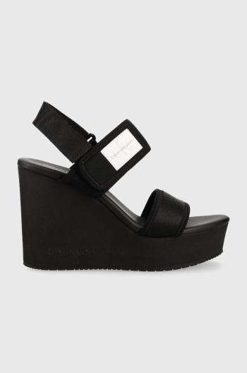 Sandále Calvin Klein Jeans WEDGE SANDAL BADGE dámske, čierna farba, na kline, YW0YW01028