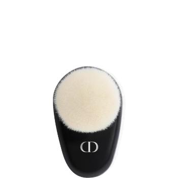 Dior Štetec na púder a make-up N°18 Backstage (Face Brush)