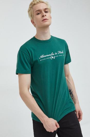 Bavlnené tričko Abercrombie & Fitch zelená farba, s nášivkou