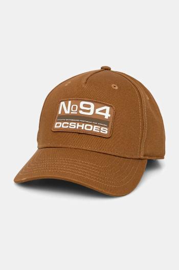 Šiltovka DC No 94 Snapback hnedá farba, s nášivkou, ADYHA04227