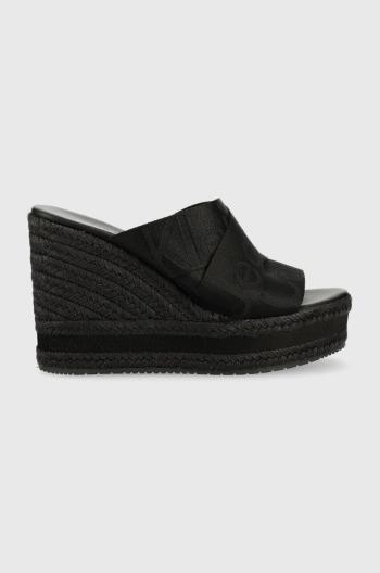 Šľapky Calvin Klein Jeans WEDGE SANDAL WEBBING dámske, čierna farba, na kline, YW0YW00961