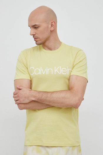 Bavlnené tričko Calvin Klein žltá farba, s potlačou