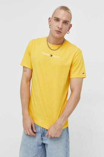 Bavlnené tričko Tommy Jeans žltá farba, s nášivkou