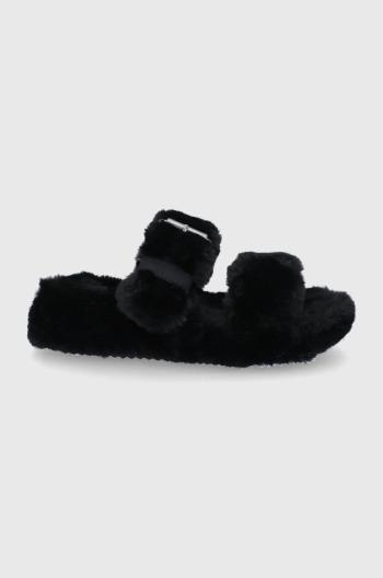 Papuče Skechers čierna farba