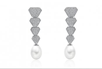 Gaura Pearls Strieborné perlové náušnice so zirkónmi Gaura Pearls SK18226E