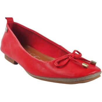 Musse & Cloud  Univerzálna športová obuv Dámska obuv    SARITA farba ČERVENÁ  Červená