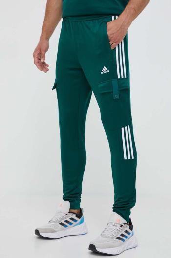 Tepláky adidas zelená farba, s nášivkou