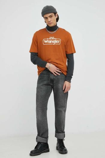 Bavlnené tričko Wrangler hnedá farba, s potlačou