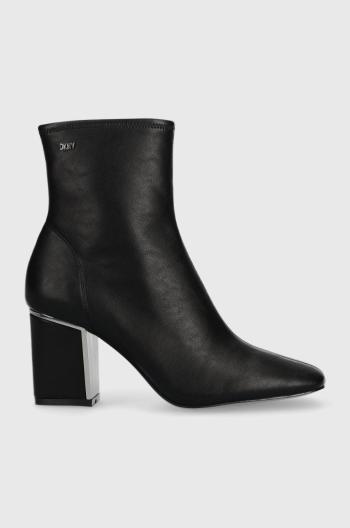 Členkové topánky Dkny Cavale dámske, čierna farba, na podpätku,
