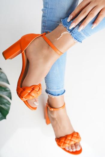 Oranžové sandále na hrubom podpätku Lalie