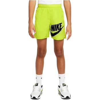 Nike  Tepláky/Vrchné oblečenie PANTALON CORTO NIO  SPORTSWEAR DO6582  Zelená