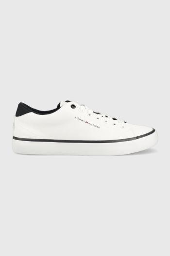 Tenisky Tommy Hilfiger TH HI VULC CORE LOW pánske, biela farba, FM0FM04685