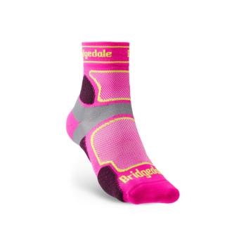 Ponožky Bridgedale TRAIL RUN UL T2 CS 3/4 CREW WQUEEN OF DARKNESS'S Pink/305 L (7-8,5)