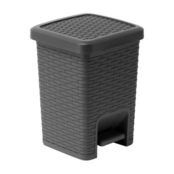 Sivý kúpeľňový pedálový kôš Addis Rattan Pedal Bin Charcoal, 5 l