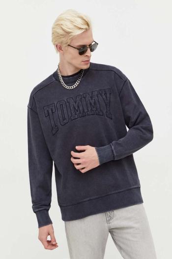 Bavlnená mikina Tommy Jeans pánska, šedá farba, s nášivkou