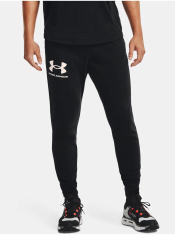 Nohavice a kraťasy pre mužov Under Armour