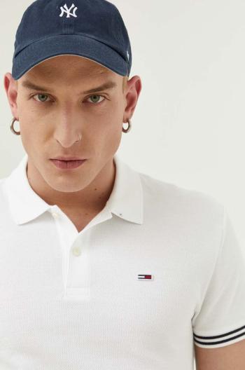 Bavlnené polo tričko Tommy Jeans čierna farba, s nášivkou