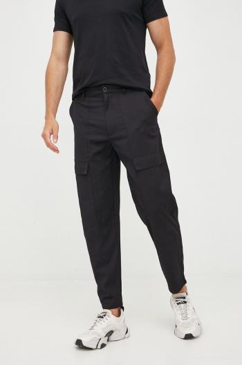 Nohavice s prímesou vlny Armani Exchange pánske, čierna farba, strih cargo