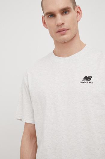 Bavlnené tričko New Balance UT21503SAH šedá farba, s nášivkou