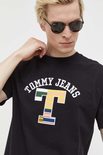 Bavlnené tričko Tommy Jeans čierna farba, s nášivkou