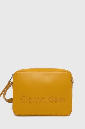 kabelka Calvin Klein zlatá farba