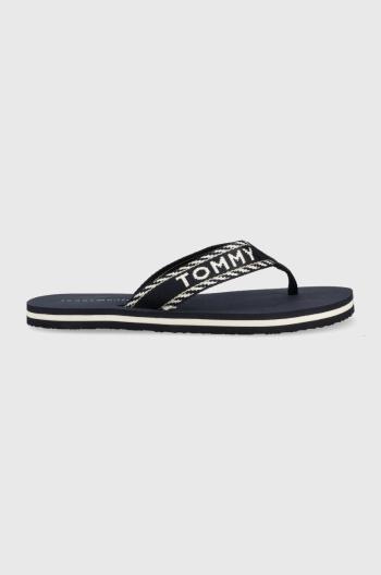 Žabky Tommy Hilfiger TOMMY WEBBING SANDAL dámske, tmavomodrá farba, na plochom podpätku, FW0FW07143