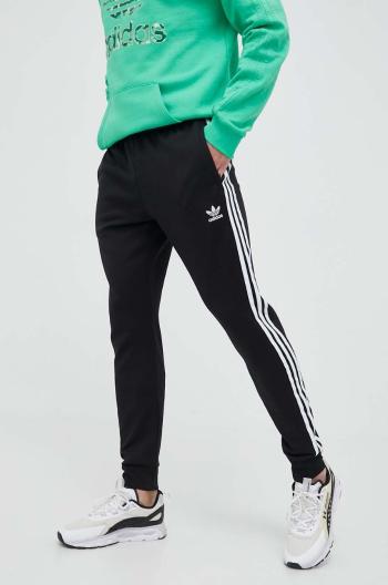 Bavlnené tepláky adidas Originals čierna farba, s nášivkou