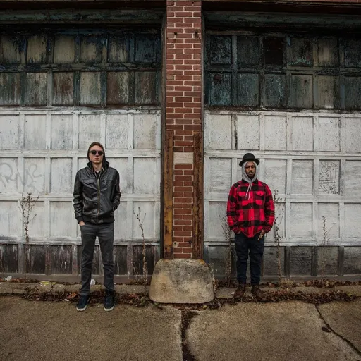 The night took us in like family - L'Orange