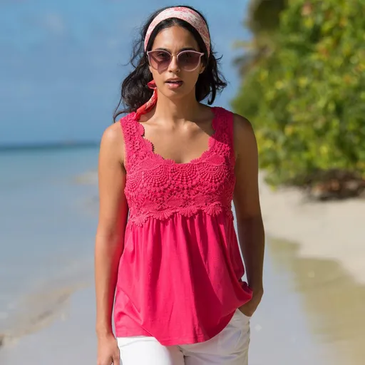 Dlhý top s macramé