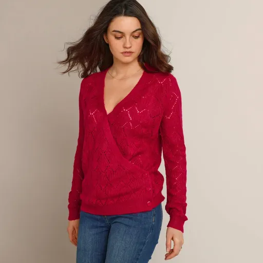 Ažúrový pulóver so zavinovacím výstrihom na gombíky