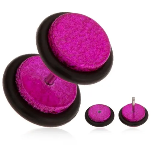 Fuksiový fake plug do ucha z akrylu, pieskovaný povrch, gumičky