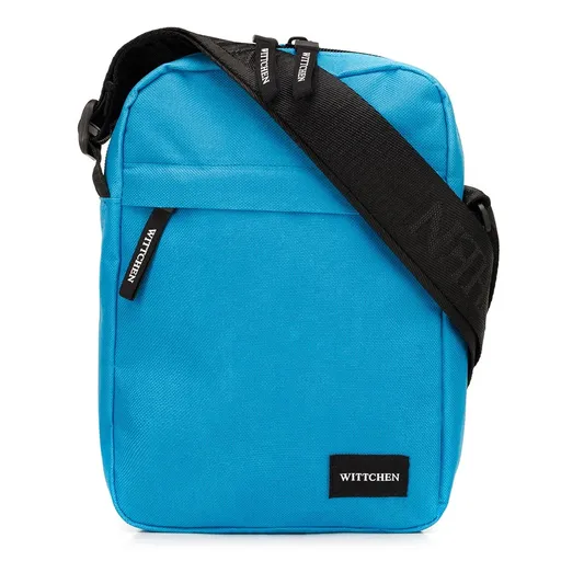 Štýlová kabelka na rameno.