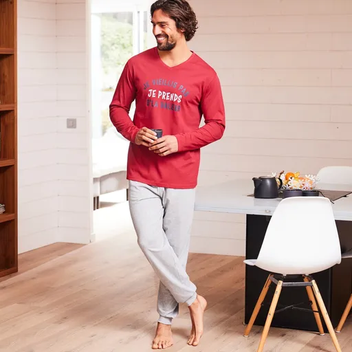 Pyžamo so sloganom, s nohavicami a dlhými rukávmi