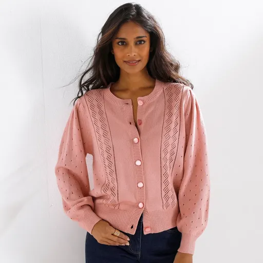 Ažurový sveter na gombíky