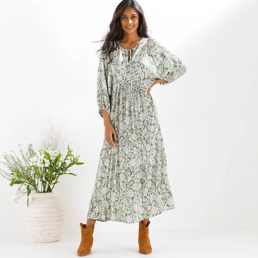 Dlhé krepónové rozšírené šaty s potlačou