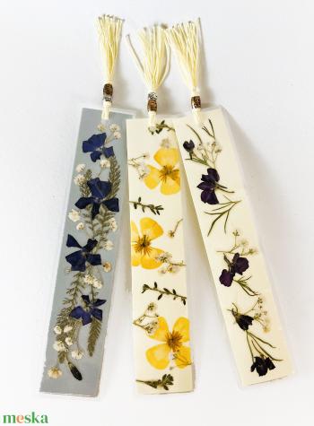 1# Préselt virágos laminált könyvjelző 3 db-os csomagban 20 cm x 4 cm