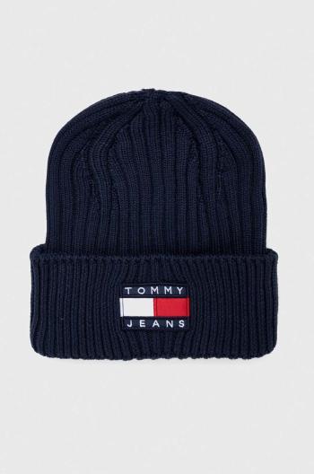 Čiapka Tommy Jeans tmavomodrá farba, z hrubej pleteniny