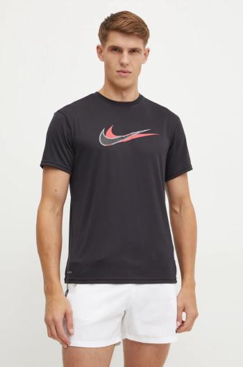 Športové tričko Nike Stacked Swoosh čierna farba, s potlačou, NESSE512