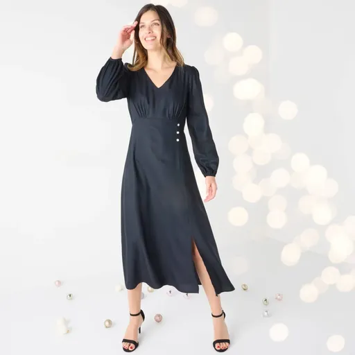 Midi šaty s dlhými rukávmi a
		rozparkom