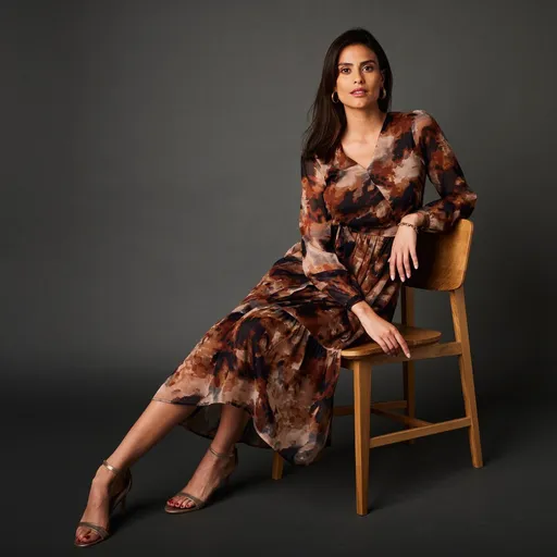 Dlhé šaty s originálnou potlačou