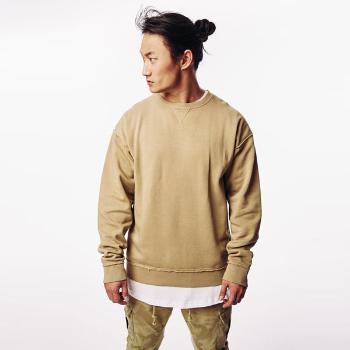 Pánska mikina Urban Classics Oversized Open Edge Crew warm sand - M