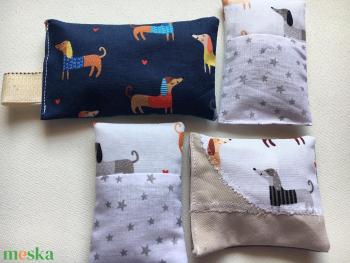 d a t s c h u n d  -  c o l l e c t i o n . Levendulával töltött tasakok tacsis mintával