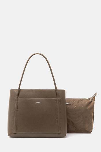 Kabelka Calvin Klein hnedá farba, K60K613109
