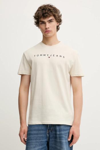 Bavlnené tričko Tommy Jeans pánske, béžová farba, s nášivkou, DM0DM20744