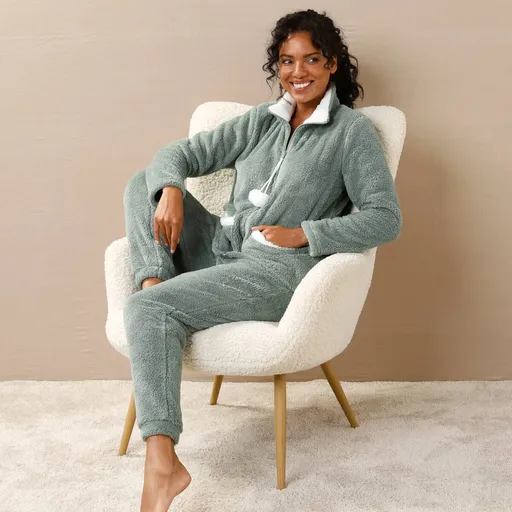 Fleecové pyžamo s kabátikom na zips