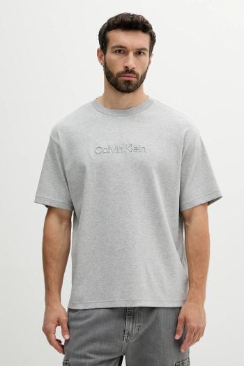 Bavlnené tričko Calvin Klein pánske, šedá farba, s nášivkou, LV04LC206G